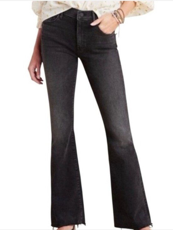 MOTHER Denim - MOTHER The Weekender Fray Flare Jeans In Lighting Up Lantern Size 28